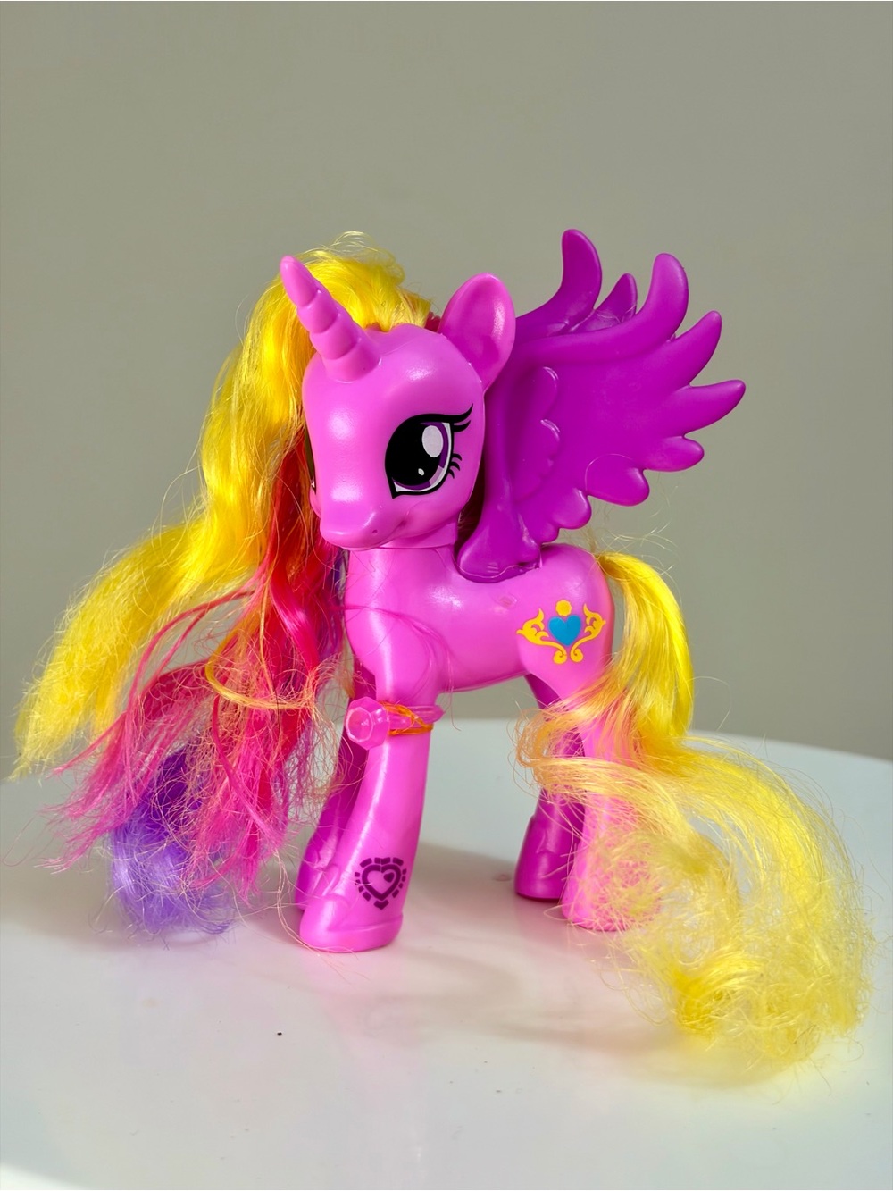 2014 My Little Pony G4 “Princess Cadance” 4” Brushable Pony Figure with Ring